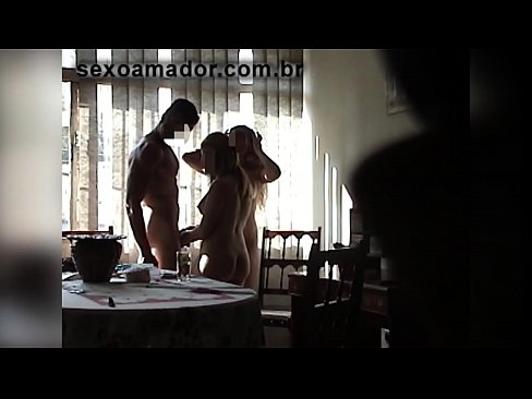 ❤️ Amigos sexuais convidam um homem gigante e um ménage à trois com ele ️❌ Porno russo em pt.extratorrents.top ️❤