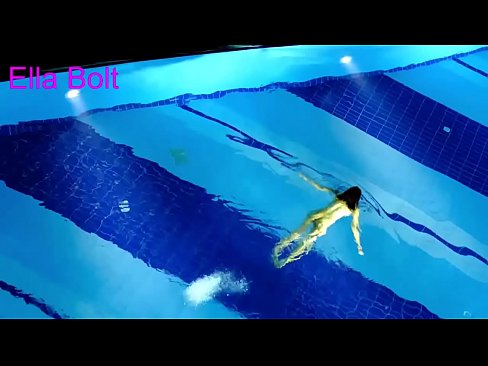 ❤️ Não consigo parar de ver, jovem loira apanhada a nadar nua na piscina da estância balnear ELLA BOLT ️❌ Porno russo em pt.extratorrents.top ️❤
