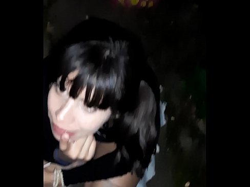 ❤️ Na rua, o pénis inchado em troca de doces ️❌ Porno russo em pt.extratorrents.top ️❤